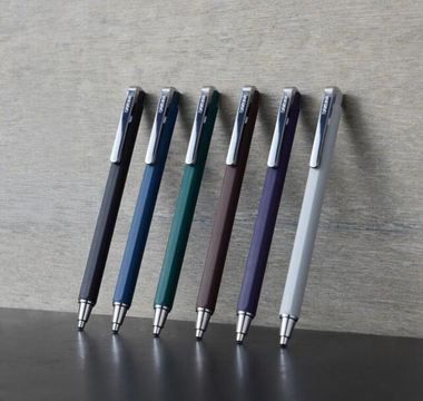 Ball Sign iD Single pen by Sakura Cray-Pas featuring six black ink shades, smooth writing gel ink, and ultra fine 0.3 mm tip, designed for comfortable daily writing and Japanese stationery lovers