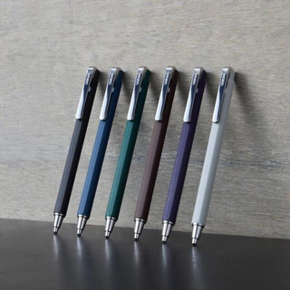 Ball Sign iD Single pen by Sakura Cray-Pas featuring six black ink shades, smooth writing gel ink, and ultra fine 0.3 mm tip, designed for comfortable daily writing and Japanese stationery lovers