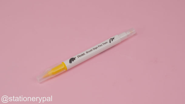 Pentel Brush Sign Pen Twin – Yellow