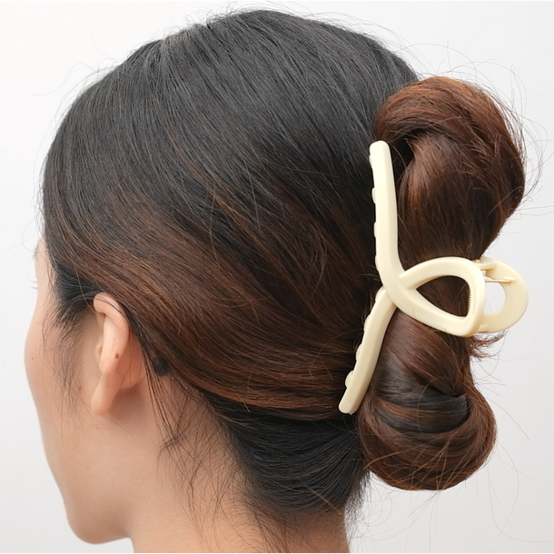 Acrylic Cross Hair Claw - Cream