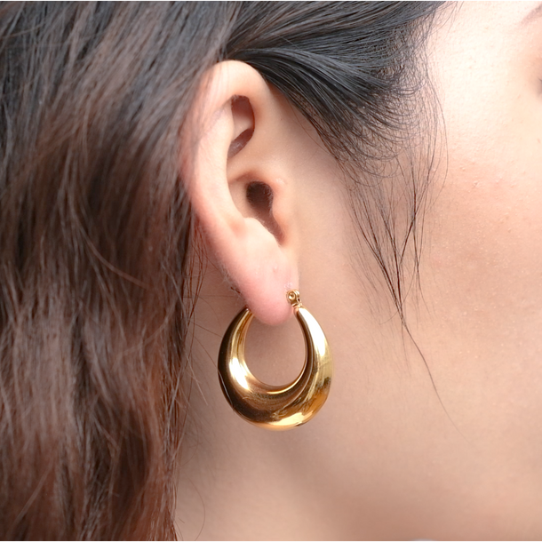 Hollow Oval Hoop Earrings