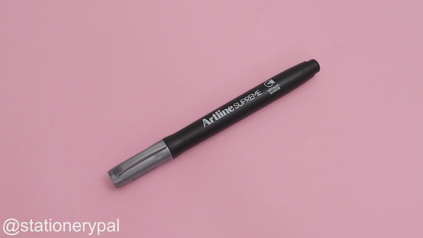 Shachihata Artline Supreme Metallic Marker - 1.0 mm - Silver