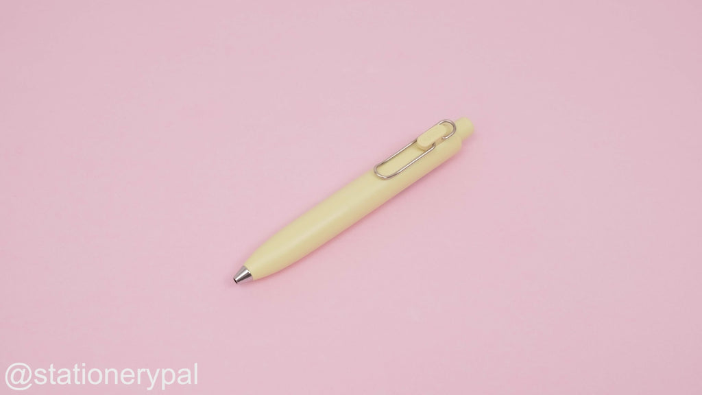 Uni-ball One P Gel Pen - 0.5 mm - Banana Body