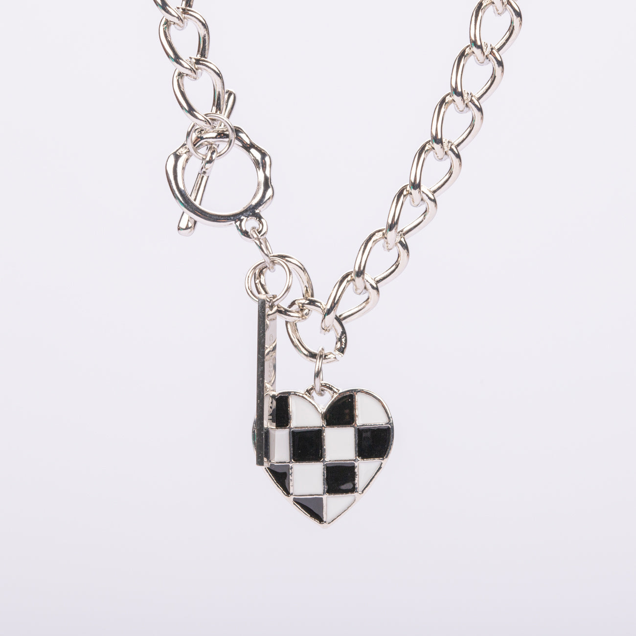 Checkerboard Heart Pendent Necklace - Stationery Pal