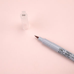 Kuretake ZIG Clean Color FB Felt Tip Brush Pen - Deep Scarlet - 240 - Stationery Pal