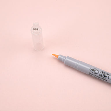 Kuretake ZIG Clean Color FB Felt Tip Brush Pen - Light Beige - 074
